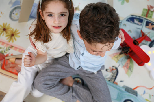 Hueppi On The Road Girl washable children's rug