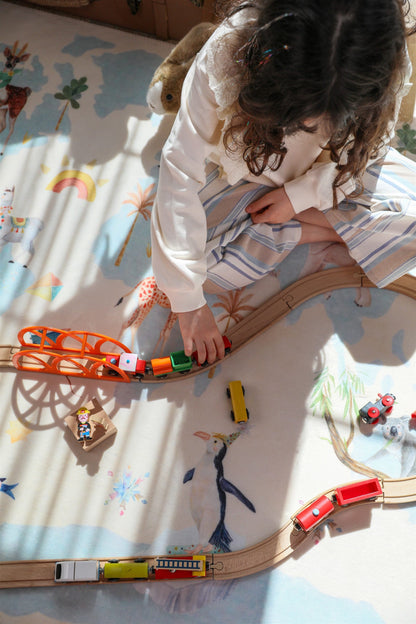 Hueppi Around The World Map washable children's rug