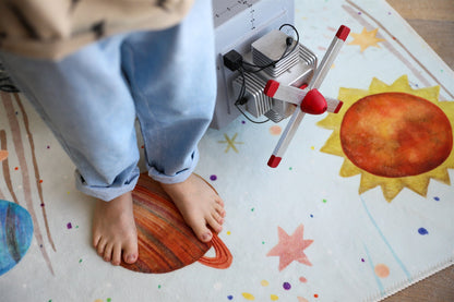 Hueppi Give Me Some Space Blue washable children's rug