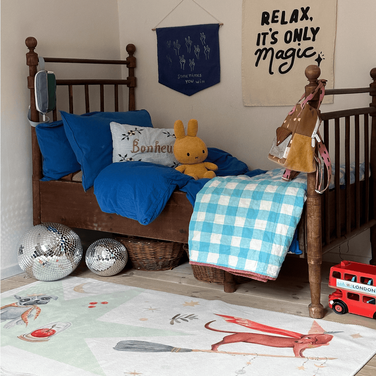 Hueppi rug in a real home